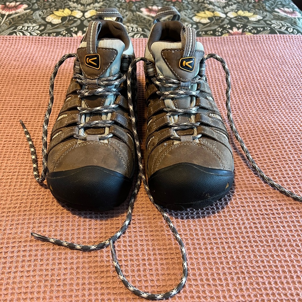 Women’s Brown Steel Toe Shoes